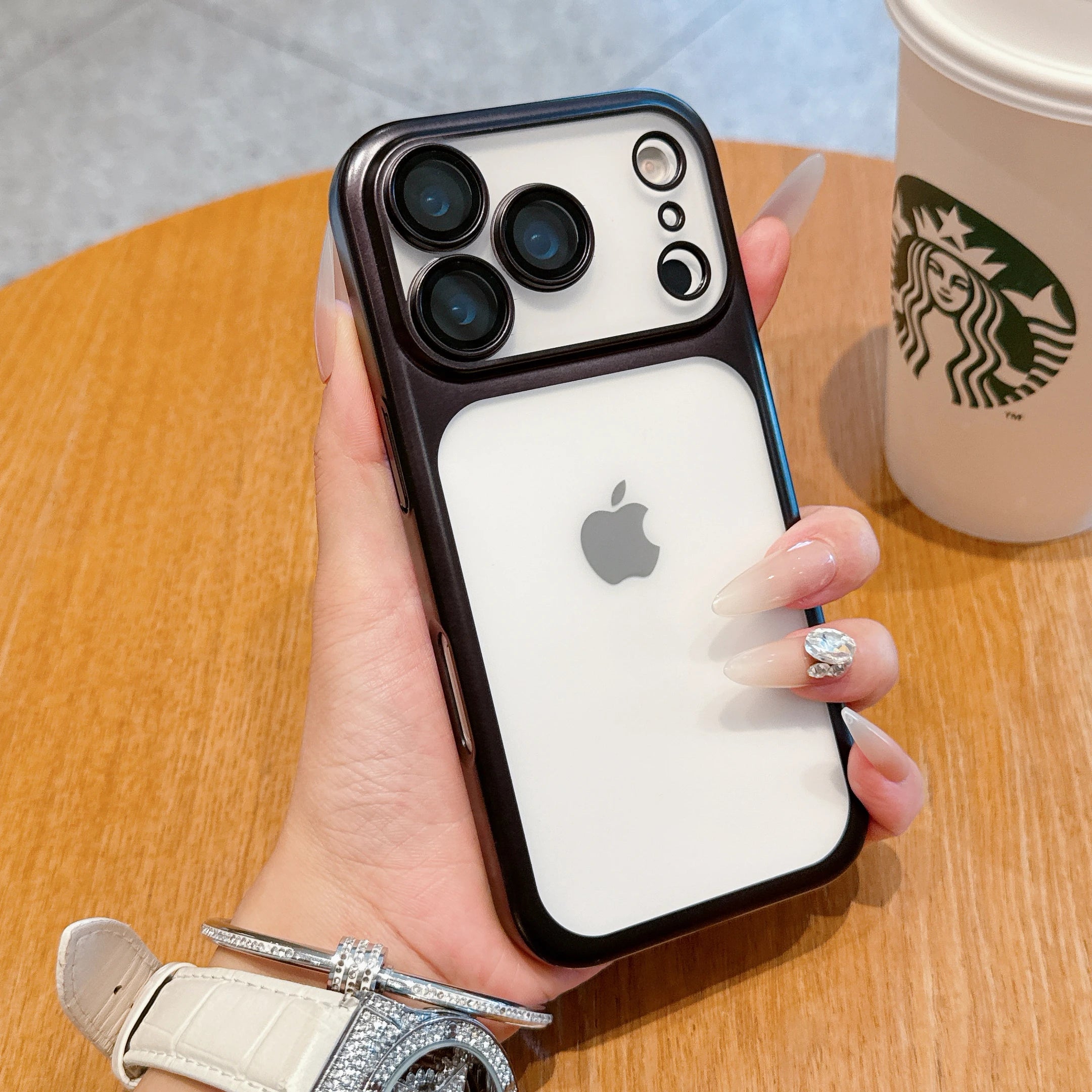 Husă iPhone 17 transparentă