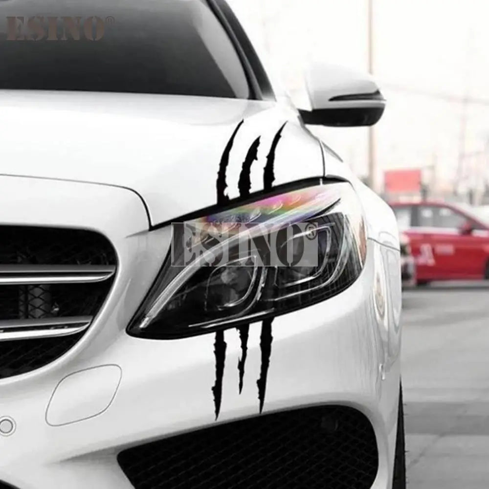 Sticker auto decorativ „Urme de gheare fantomă”