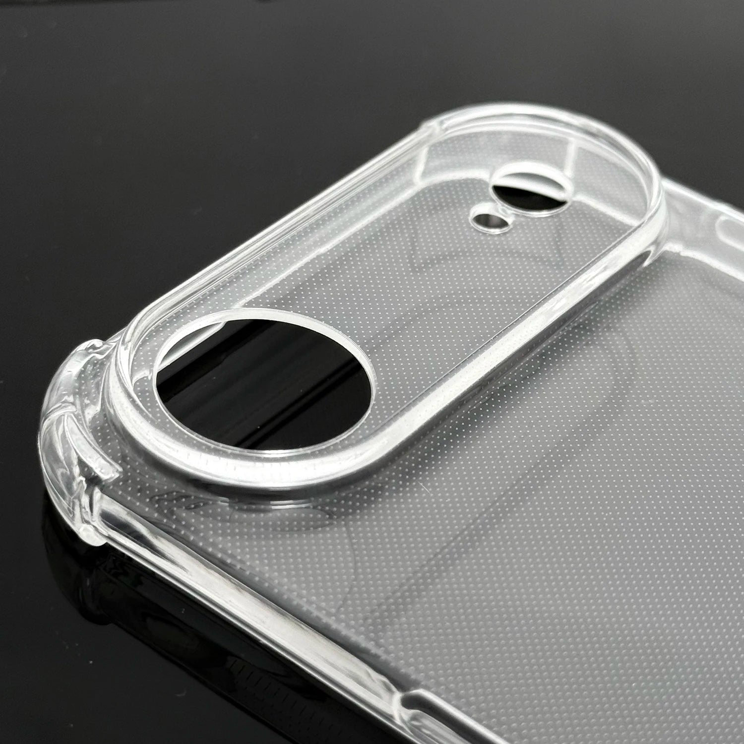 Husă transparentă antișoc pentru iPhone 17
