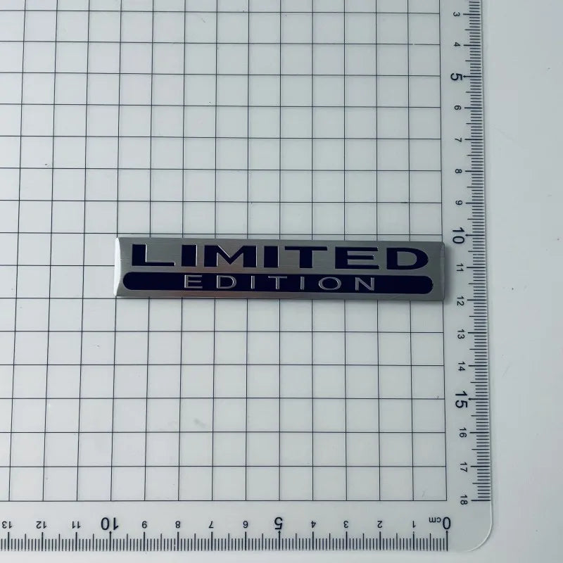 Emblemă auto metalică 3D din aluminiu „Limited Edition”