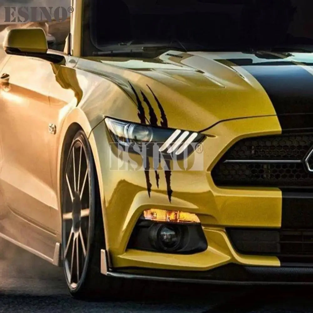 Sticker auto decorativ „Urme de gheare fantomă”