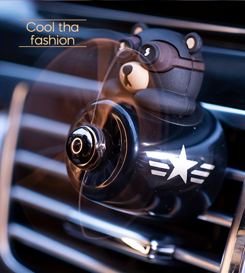 Odorizant auto magnetic cu design urs pilot și elice rotativă